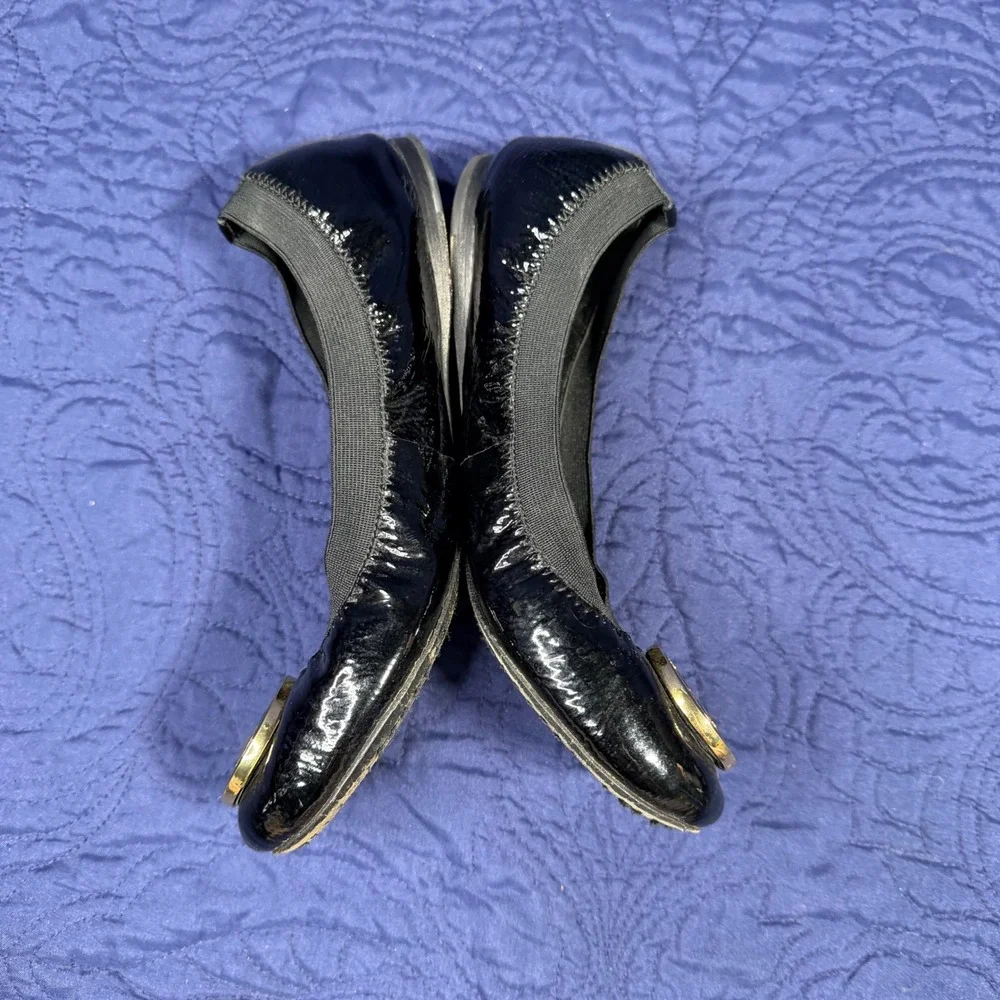 Tory Burch Reva Black Patent Leather Gold Logo Ballet Flats Size 7.5M